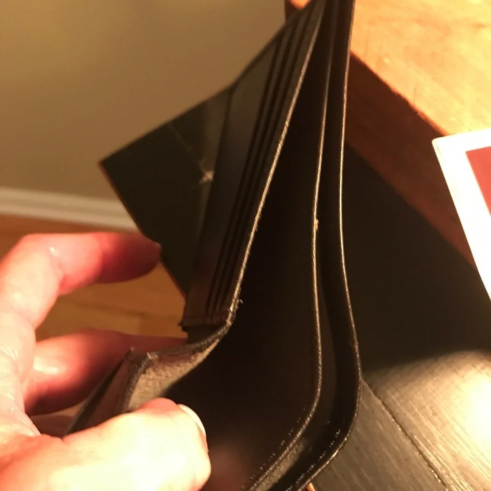 🎩COACH Leather Wallet